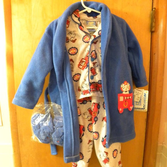Cute Boys 4 Piece Pajama Set Size 24 Month - Picture 1 of 5